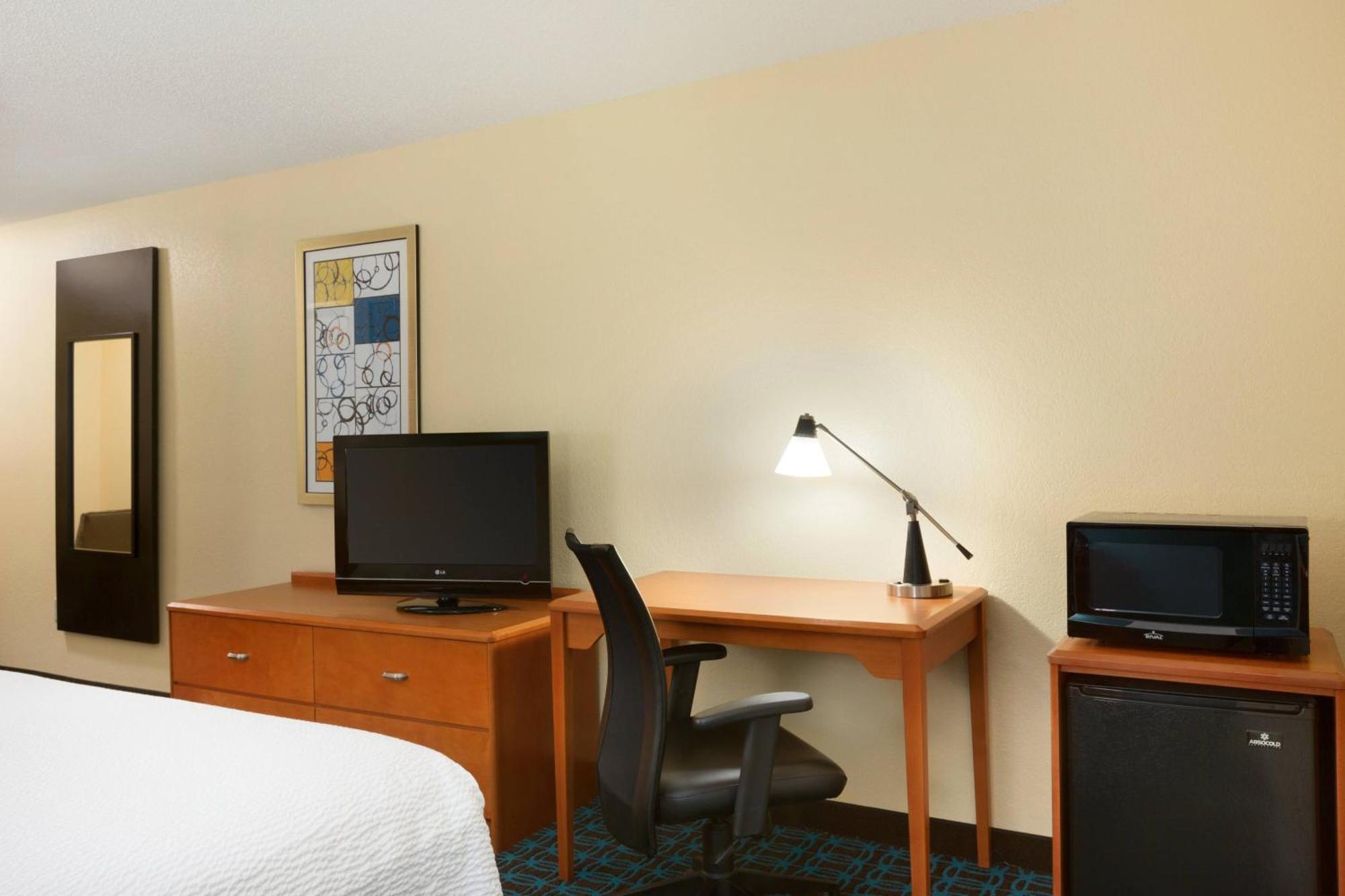 Fairfield Inn & Suites Dallas Мескит Экстерьер фото