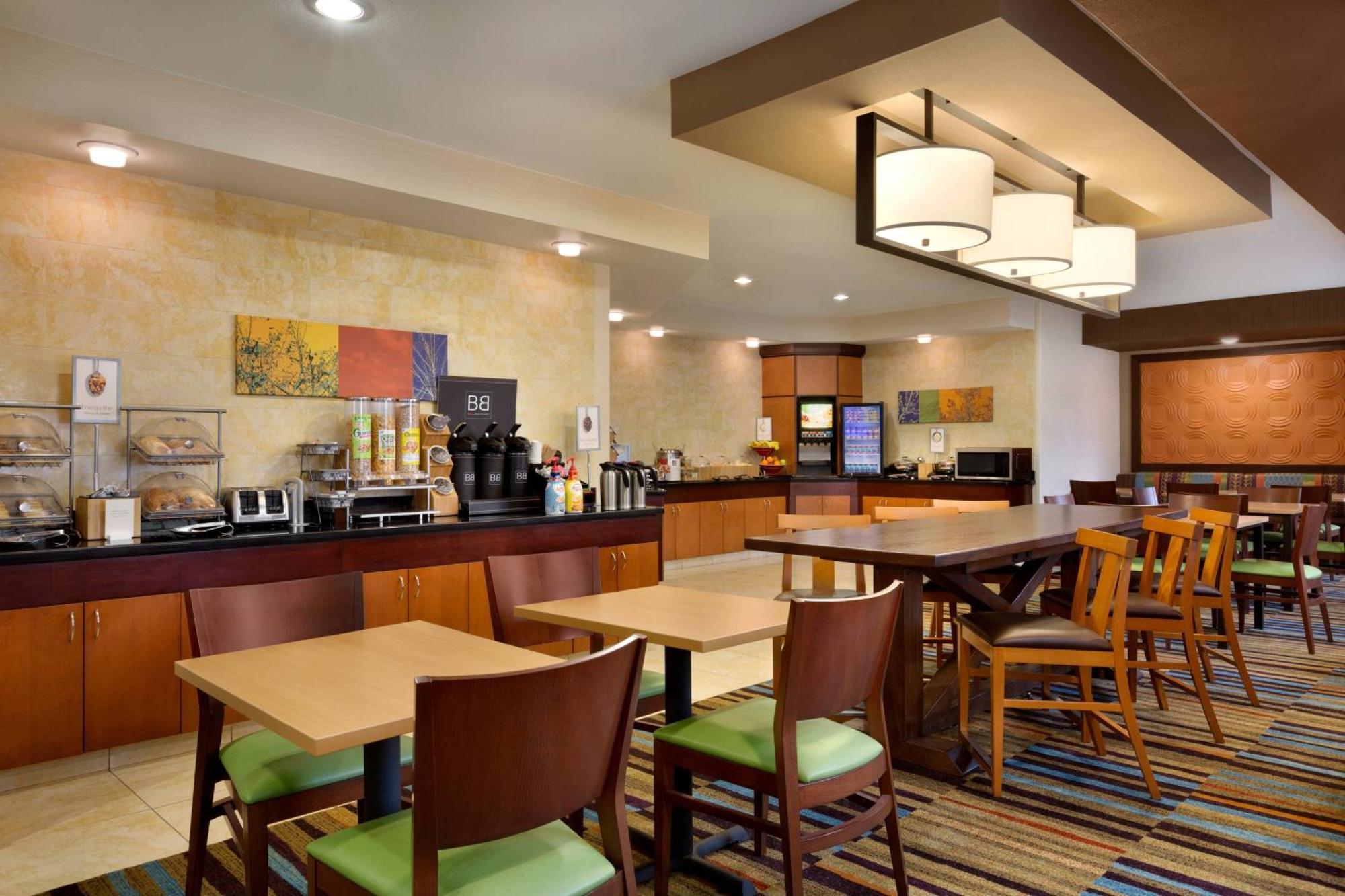Fairfield Inn & Suites Dallas Мескит Экстерьер фото